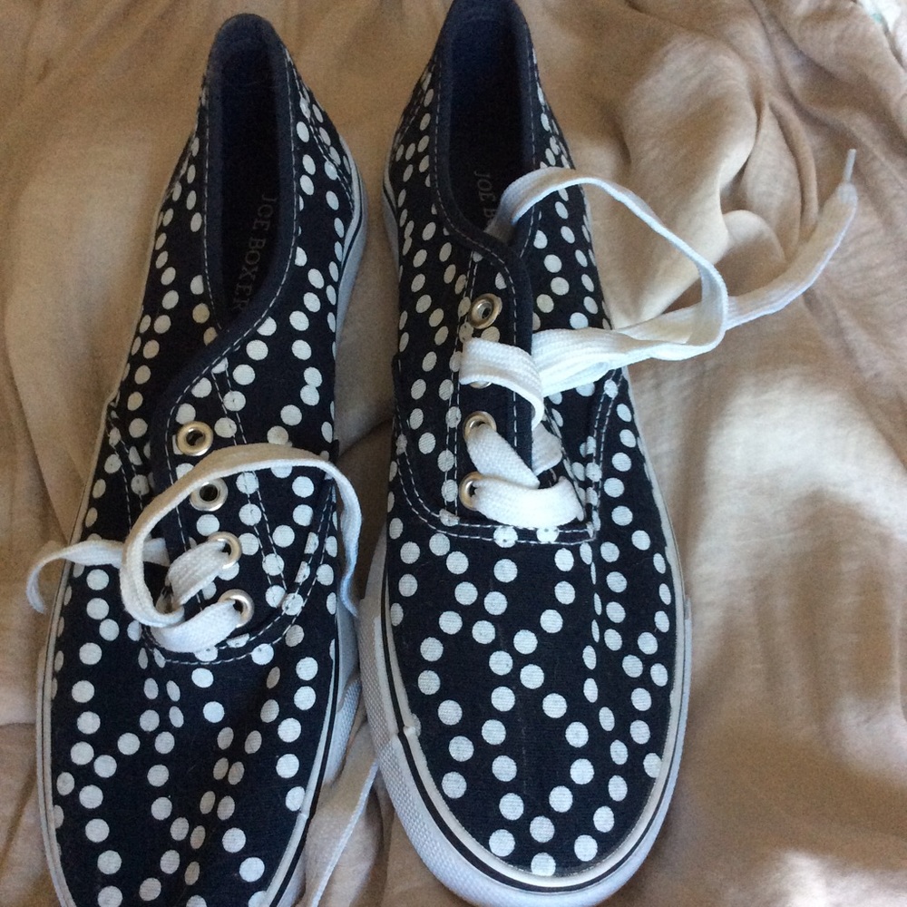 Joe Boxer Shoes